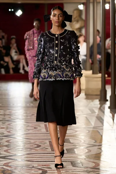 Look 6